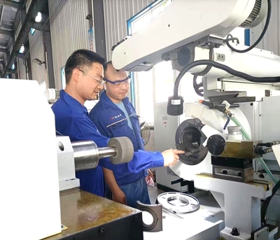 殷光品 勇闖難關的技術總工，譜寫新時代勞動者風采